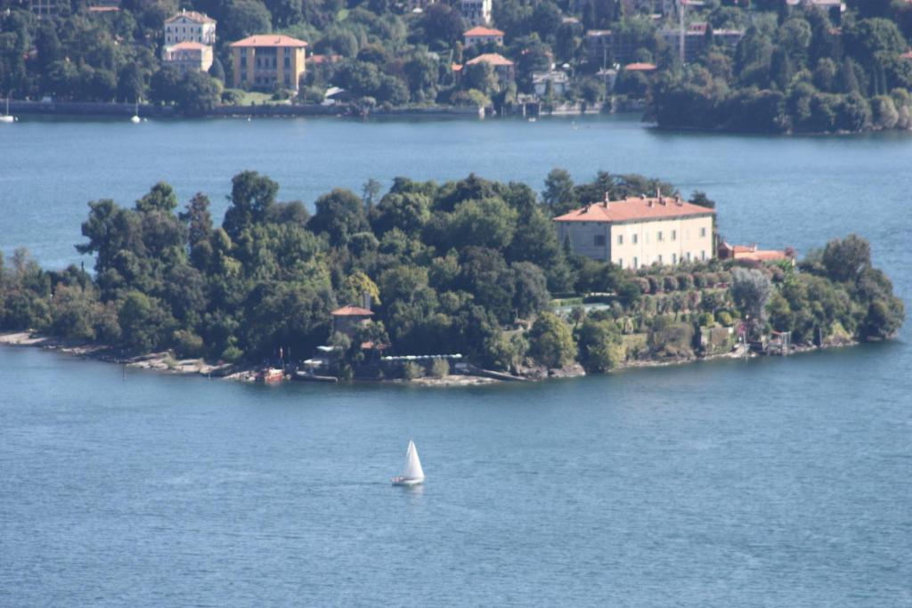 B&B Le Isole Бавено Экстерьер фото